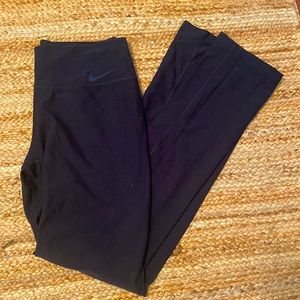 Nike Dri-Fit Yoga Pants - Medium